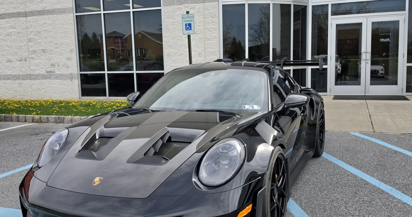 Vollux Autowerks exterior on Independence Drive